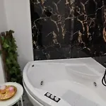 Otel La *